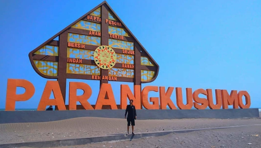 7-tempat-wisata-di-indonesia-yang-terkenal-dengan-kisah-mistis?